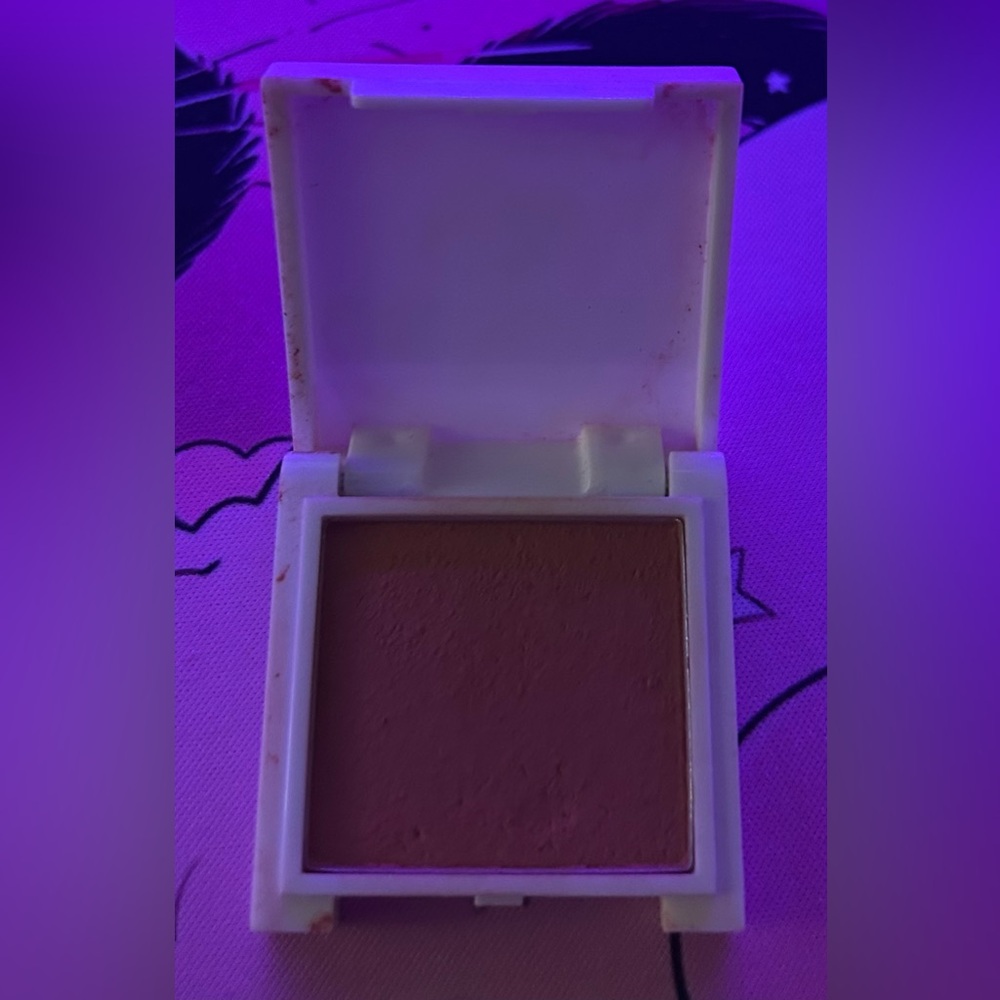 Blush Compact - Lightweight Everyday Flush 💘